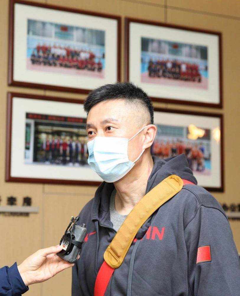 而在游戏表现上，球队已经是连续五场比赛输掉了游戏数据，走势非常糟糕。